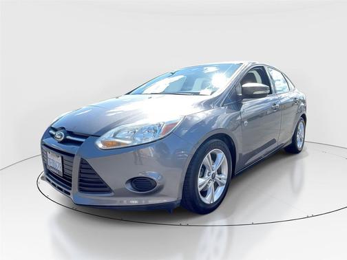 STERLING GRAY METALLIC 2014 Ford Focus SE