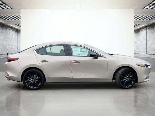 Platinum Quartz Metallic 2026 Mazda Mazda3 2.5 S Select Sport