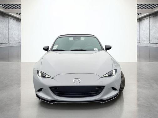 Aero Gray Metallic 2026 Mazda MX-5 Miata Club