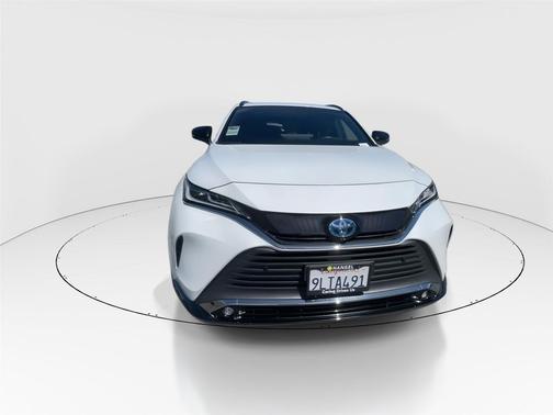 Wind Chill Pearl 2024 Toyota Venza Nightshade Edition