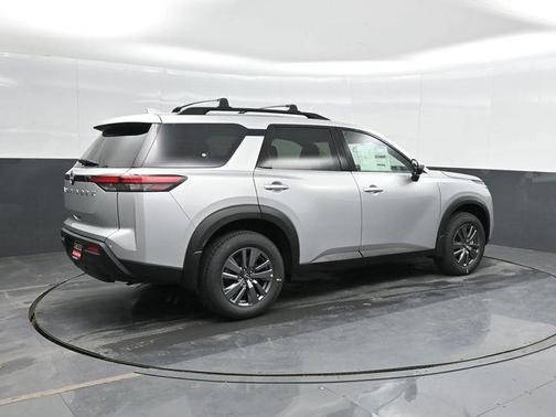 2025 Nissan Pathfinder SV FWD