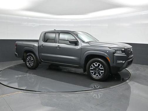 2024 Nissan Frontier SL