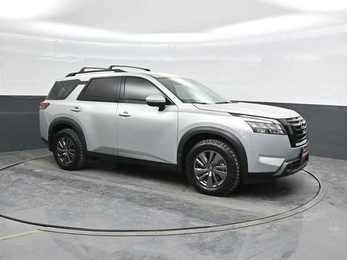 2024 Nissan Pathfinder SV FWD