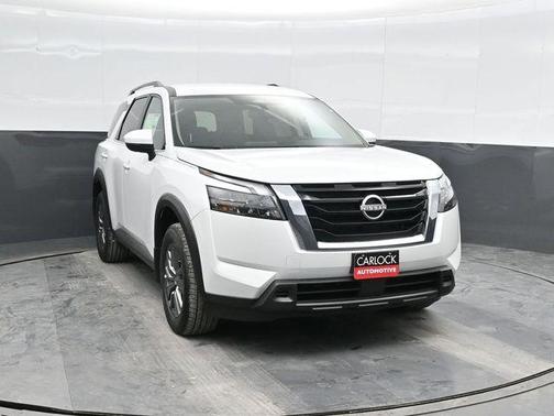 2025 Nissan Pathfinder SV FWD