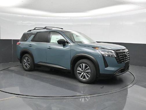 Baltic 2026 Nissan Pathfinder SL