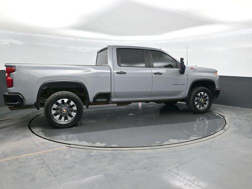 2024 Chevrolet Silverado 2500 Custom