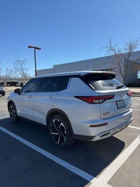 2023 Mitsubishi Outlander SE 2.5 2WD