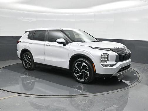 2023 Mitsubishi Outlander SE 2.5 2WD