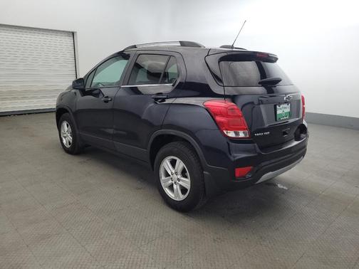 Midnight Blue Metallic 2021 Chevrolet Trax LT