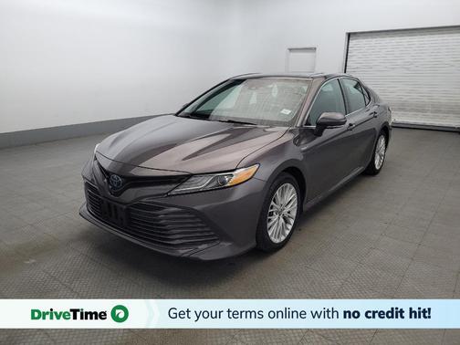 2020 Toyota Camry Hybrid XLE
