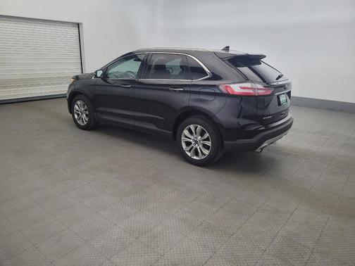 Agate Black Metallic 2019 Ford Edge Titanium