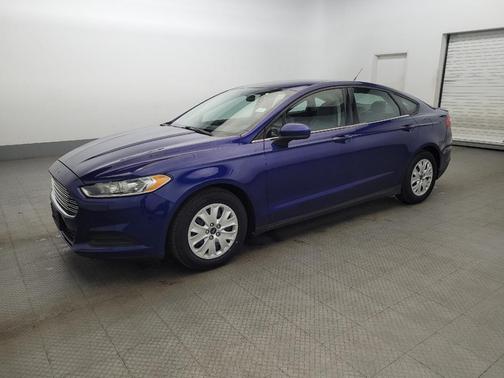 2013 Ford Fusion S