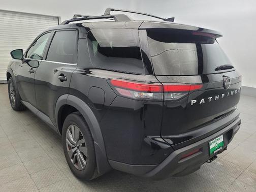2022 Nissan Pathfinder SV 4WD