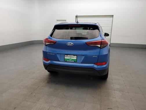 2017 Hyundai TUCSON SE