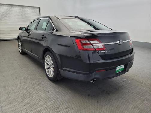 2015 Ford Taurus Limited