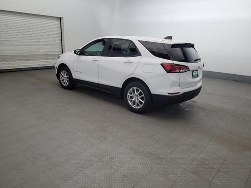 Summit White 2023 Chevrolet Equinox LS