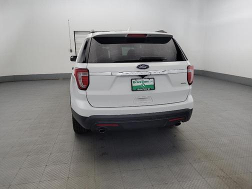 2017 Ford Explorer Base