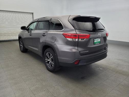 2018 Toyota Highlander LE