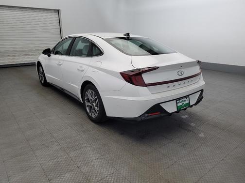 2022 Hyundai SONATA SEL