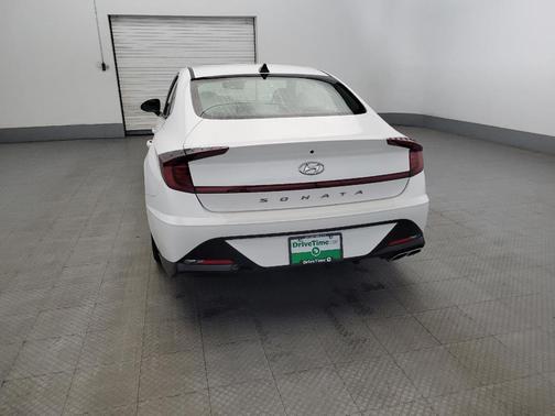 2022 Hyundai SONATA SEL