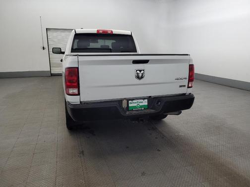 Bright White Clearcoat 2017 RAM 1500 Tradesman
