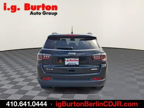 Diamond Black 2024 Jeep Compass Latitude