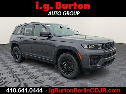 2026 Jeep Grand Cherokee Laredo