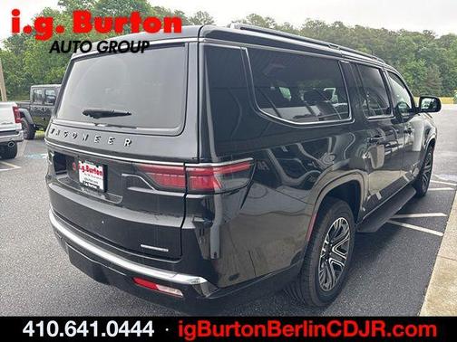 Diamond Black 2024 Jeep Wagoneer L Series II
