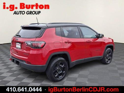 Black Clearcoat 2024 Jeep Compass Trailhawk