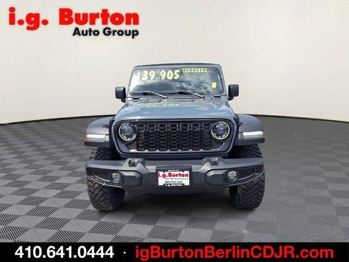 Anvil Clearcoat 2024 Jeep Wrangler Sport