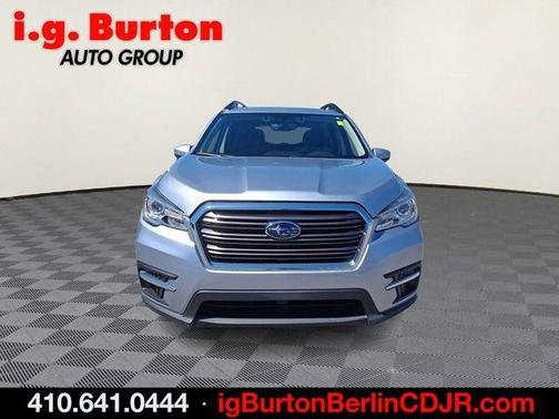 Ice Silver Metallic 2021 Subaru Ascent Premium 7-Passenger