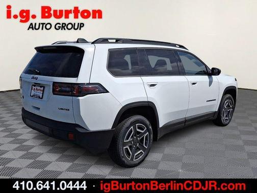 Bright White Clearcoat 2026 Jeep Cherokee LAREDO/LIMITED