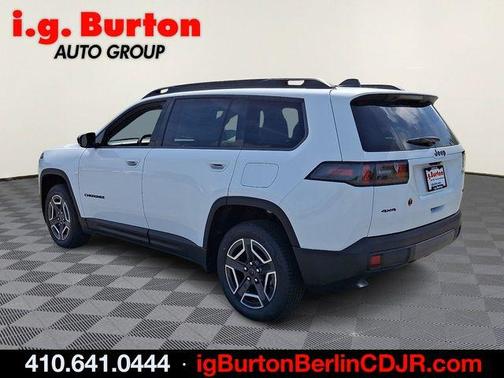 Bright White Clearcoat 2026 Jeep Cherokee LAREDO/LIMITED