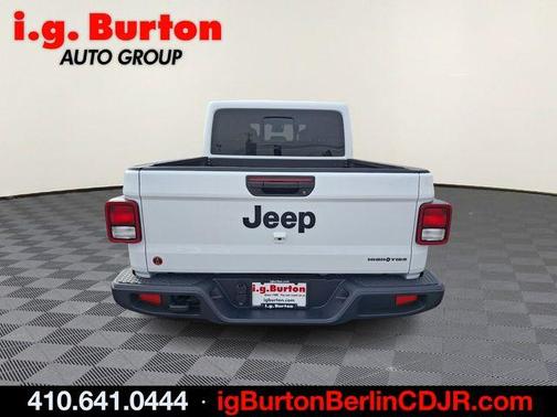 2025 Jeep Gladiator Sport