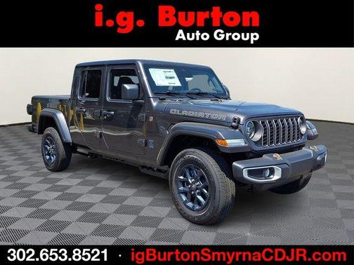 Granite Crystal Clearcoat Metallic 2026 Jeep Gladiator 85th Anniversary Edition