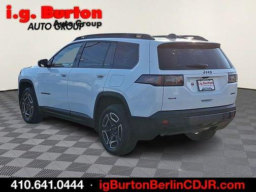 Bright White Clearcoat 2026 Jeep Cherokee LAREDO/LIMITED