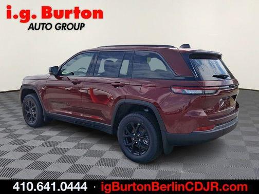2026 Jeep Grand Cherokee Laredo