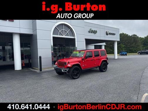 Firecracker Red Clearcoat 2021 Jeep Wrangler Unlimited 4xe Sahara