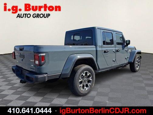 Anvil Clearcoat 2026 Jeep Gladiator Sport