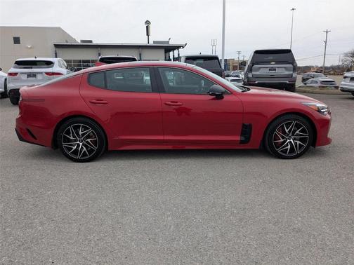 2023 Kia Stinger GT-Line