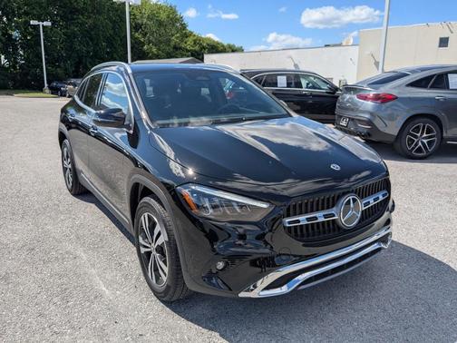 2025 Mercedes-Benz GLA 250 Base