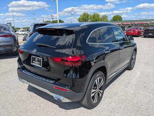2025 Mercedes-Benz GLA 250 Base