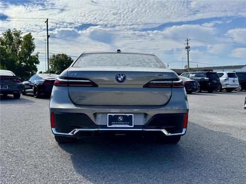 2024 BMW i7 eDrive50