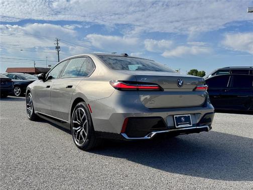 2024 BMW i7 eDrive50