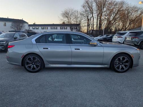 2025 BMW i7 eDrive50