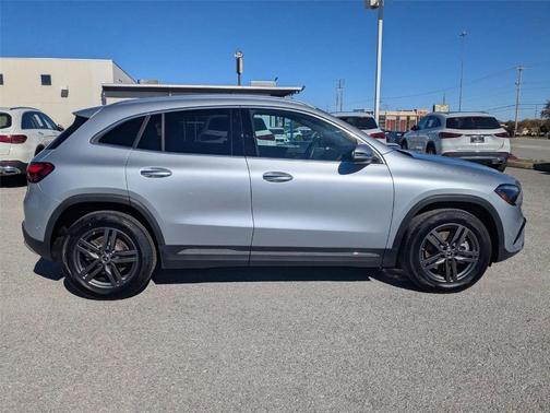 2025 Mercedes-Benz GLA 250 Base 4MATIC