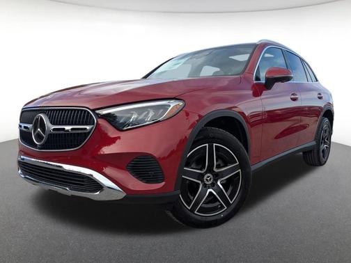 MANUFAKTUR Patagonia Red Metallic 2026 Mercedes-Benz GLC 300 Base 4MATIC