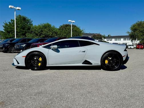 Grigio Hati 2020 Lamborghini Huracan EVO Base