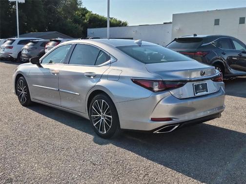 Iridium 2025 Lexus ES 350