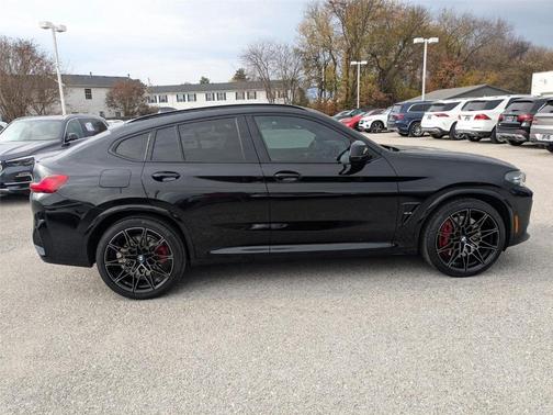 2025 BMW X4 M AWD